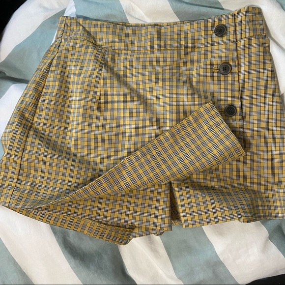 plaid skort with button up detail - Picture 3 of 5